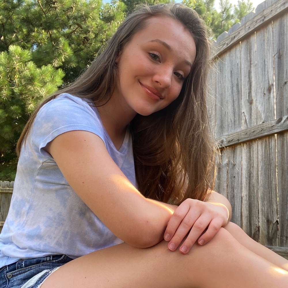 Meet your Posher, Maddie